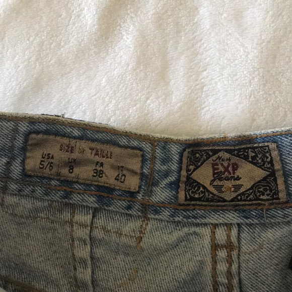 Vintage Express High Waisted Shorts - Picture 3 of 4